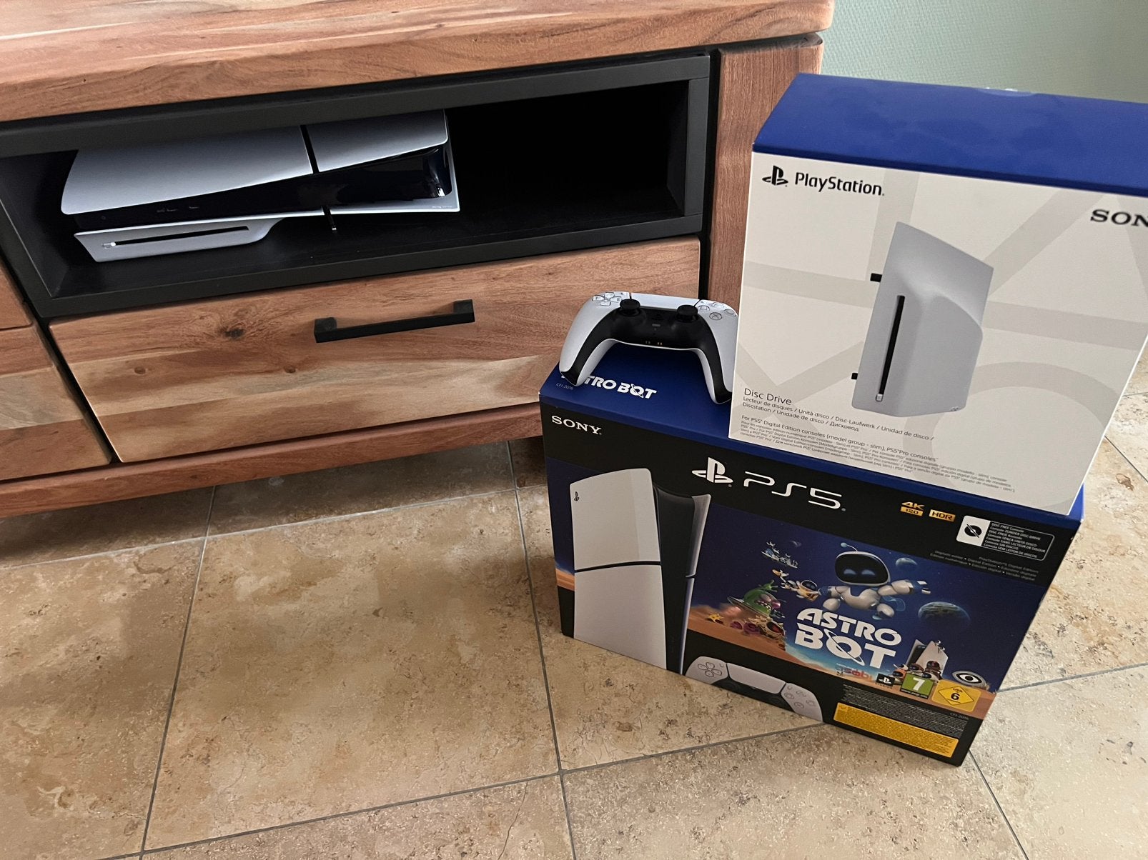 Playstation 5 slim digital + disc drive - aangekocht 03/26, Consoles de jeu & Jeux vidéo, Consoles de jeu | Sony PlayStation 5