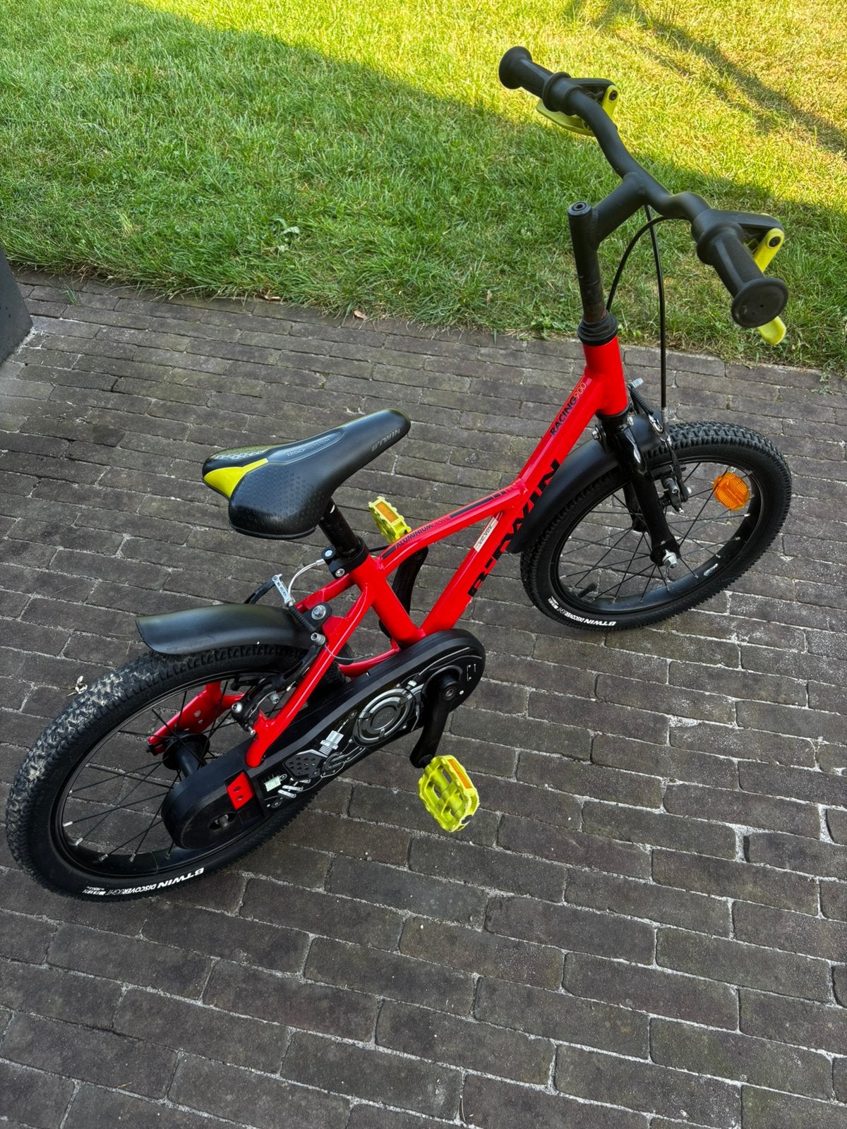 B-twin racing 900 ALU 16 inch, Fietsen en Brommers, Ophalen, Gebruikt, Velgrem, 16 tot 20 inch