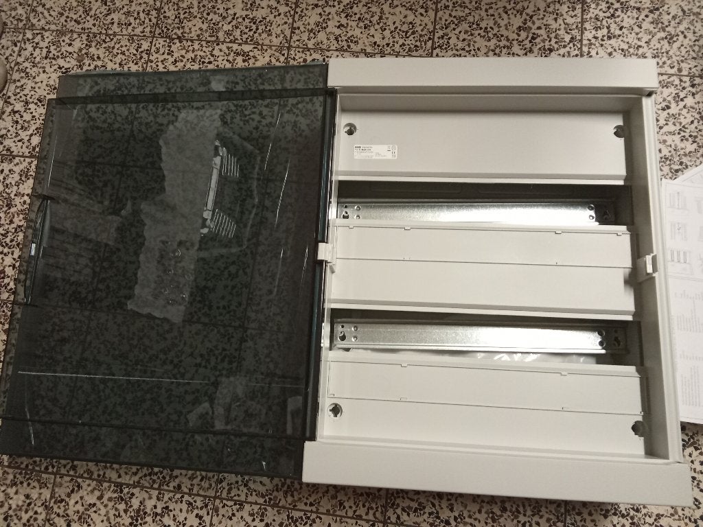 1 coffret électrique 36 modules neuf vynckier, Bricolage & Construction, Enlèvement