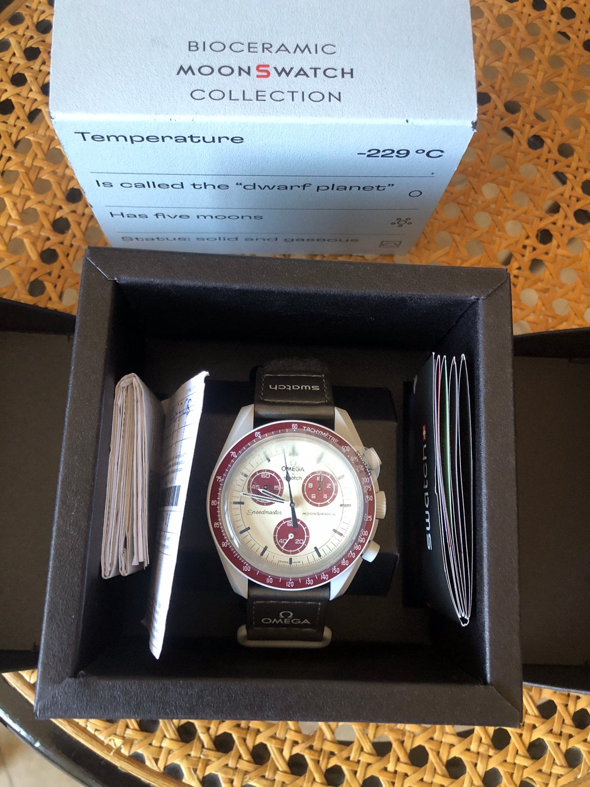 SWATCH JAMAIS UTILISE  MISSION TO PLUTO 0489730650, Neuf, Swatch