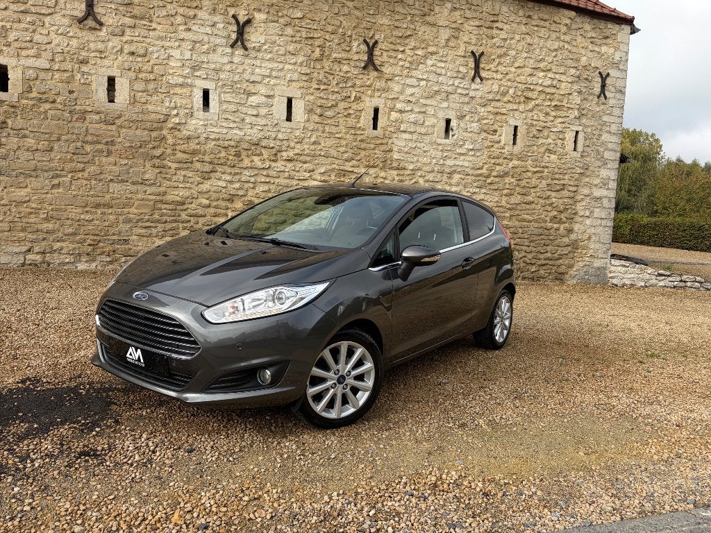 Ford Fiesta TITANIUM, Autos, Argent ou Gris, Achat, Entreprise, Garantie prolongée