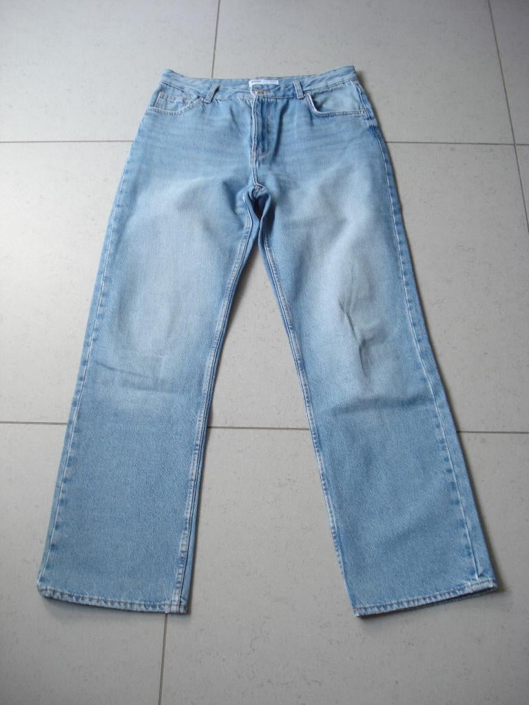 Bershka Denim jeansbroek, dames/meisjes. mt 40, Bershka, Ophalen of Verzenden, Gedragen, Blauw