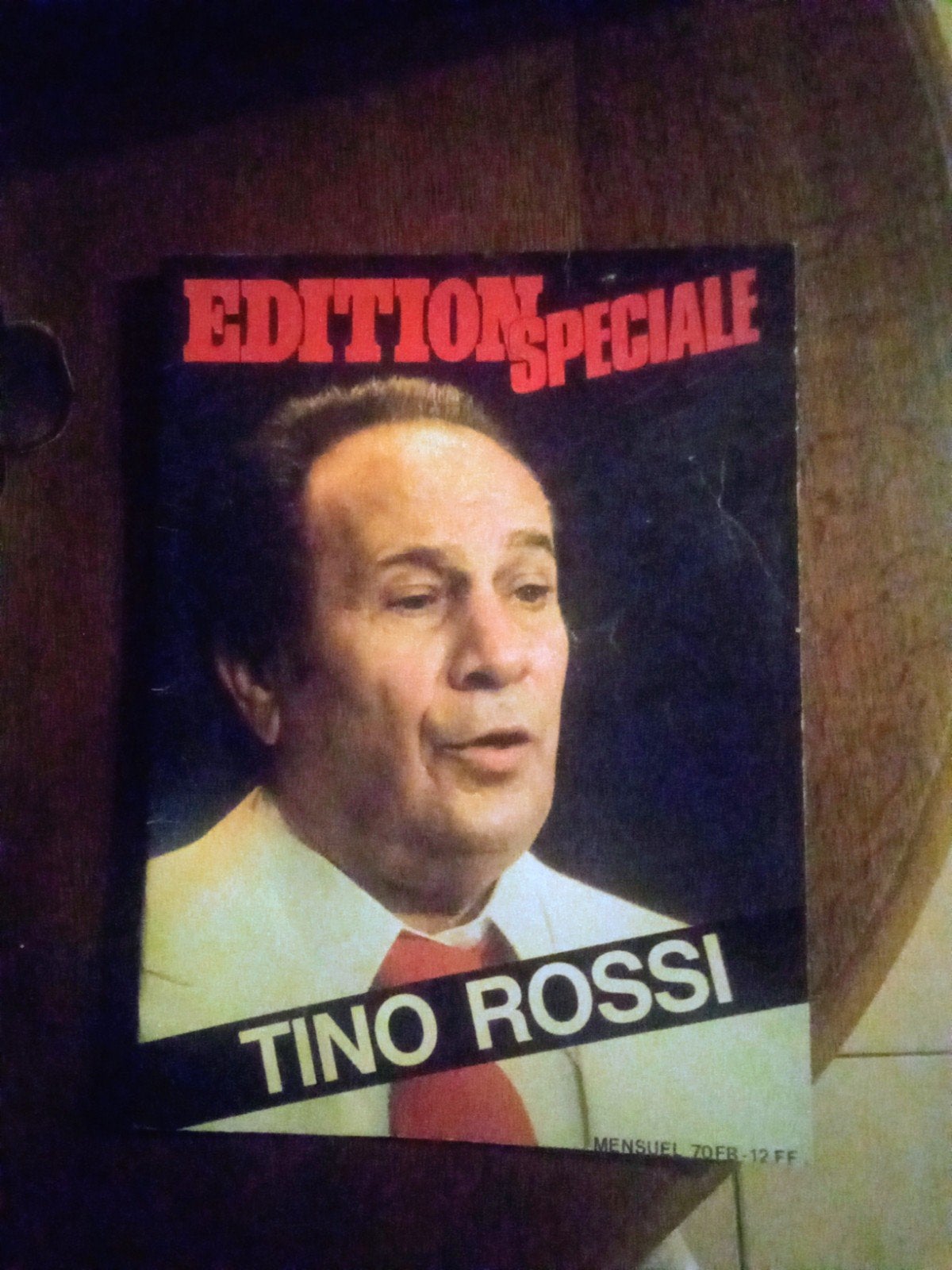Boek over Tino Rossi met vele foto's, Ophalen of Verzenden