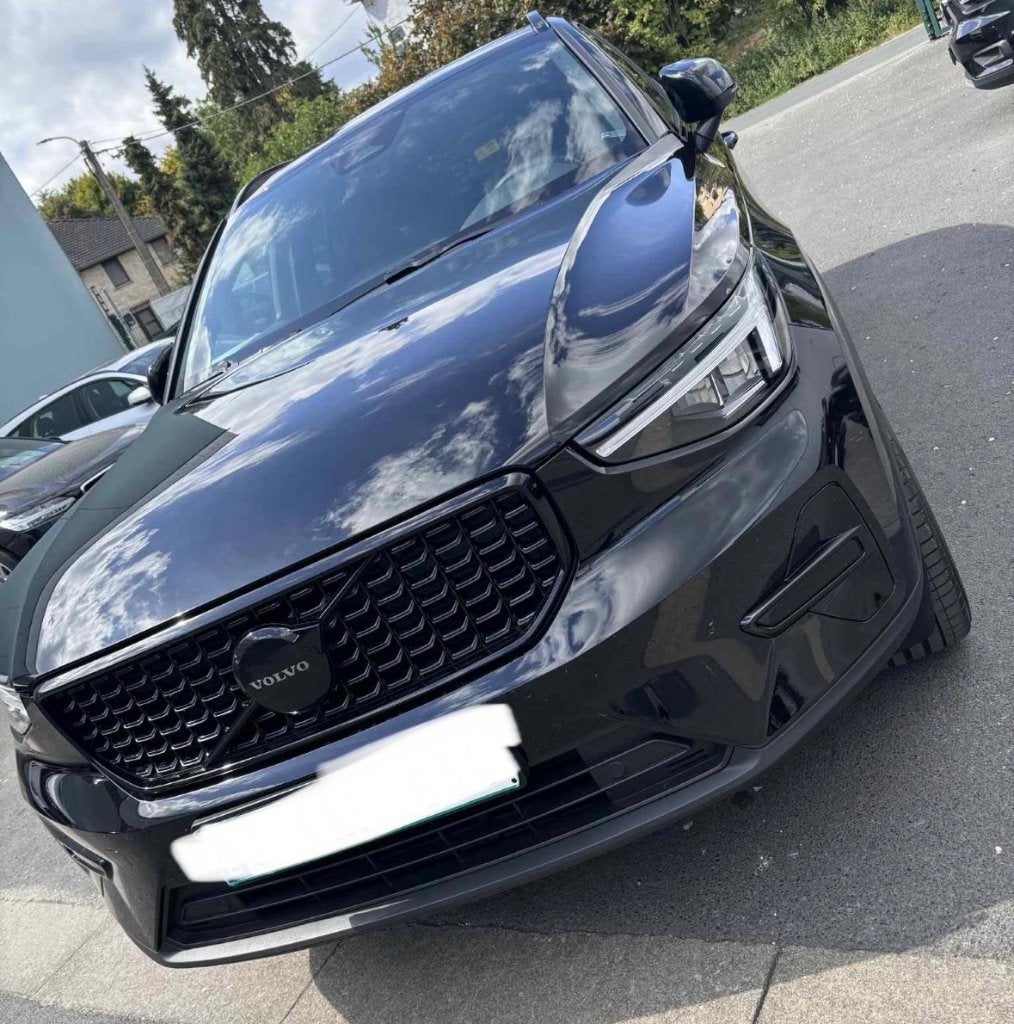 Volvo XC40 black edition plus B3 mild hybride, Autos, Volvo, Achat, Euro 6, 1688 kg, Noir