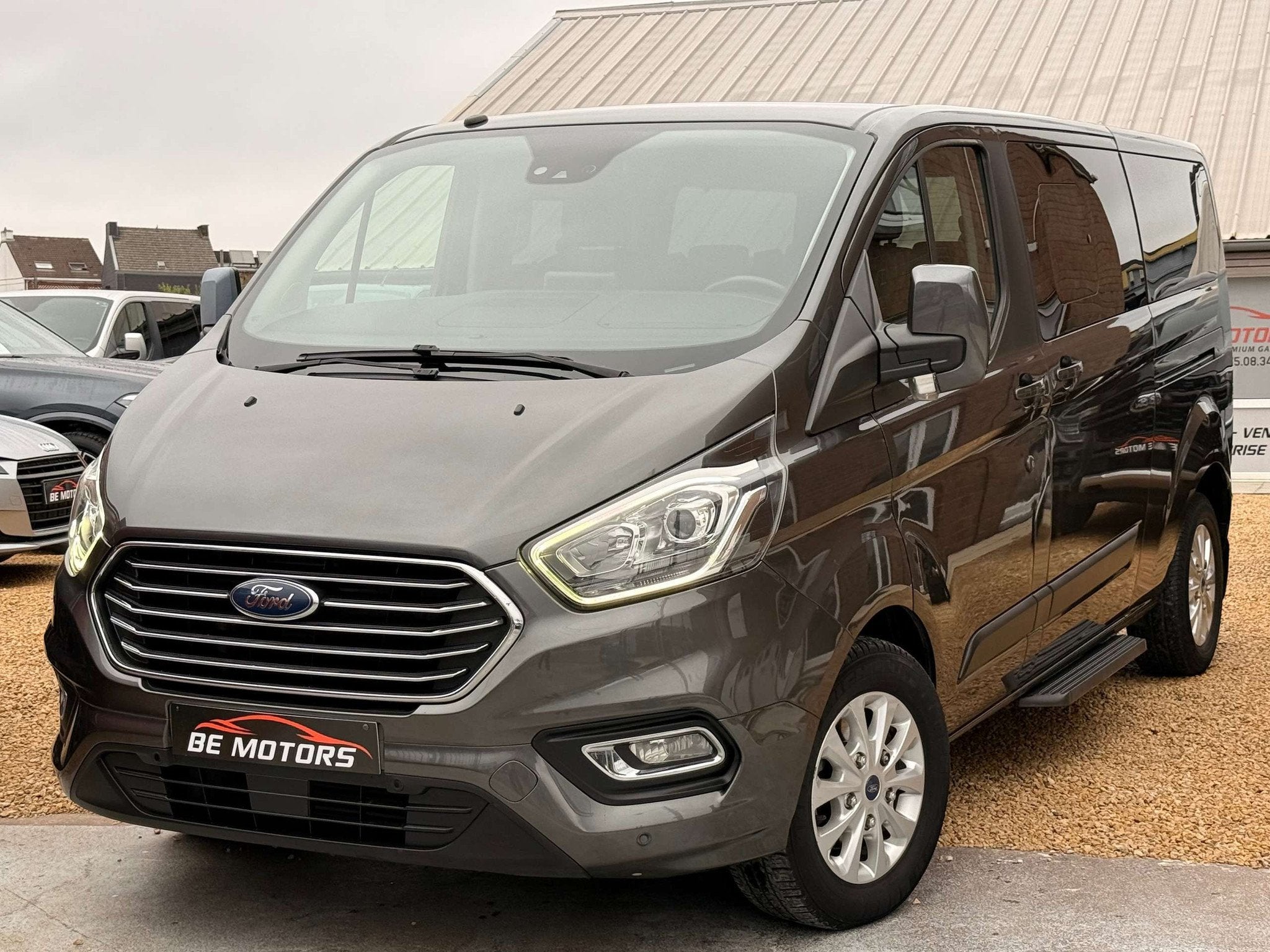 Ford Tourneo Custom 2.0 TDCi L2H1 131 CV 8PLACES DOUBLE PORT, Argent ou Gris, Boîte manuelle, Autre carrosserie, Diesel