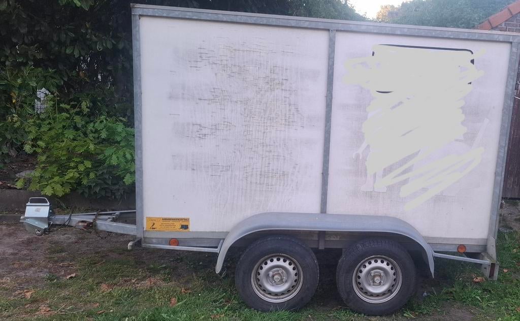 Remorque Remorque fermée à double essieu de 750 kg, non frei, Autos : Divers, Remorques, Enlèvement ou Envoi