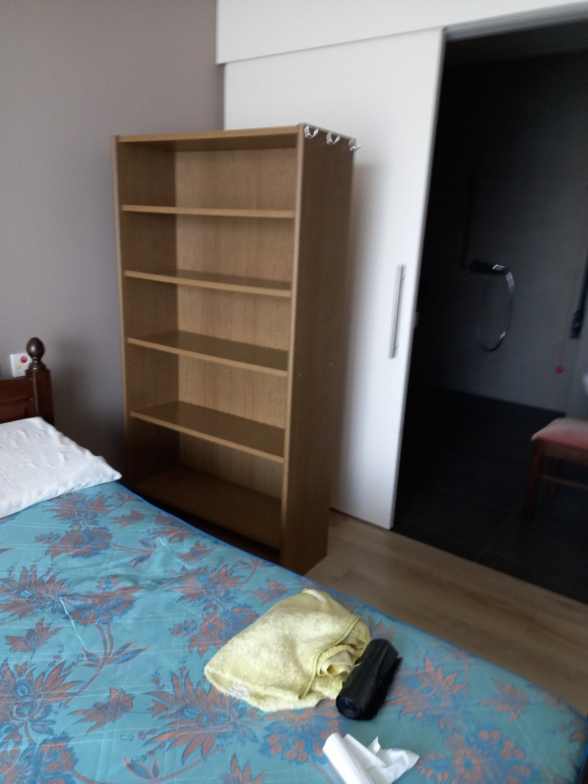 Boekenkast met 5 legplanken h, 175cm br 90cm diepte 31cm, Ophalen