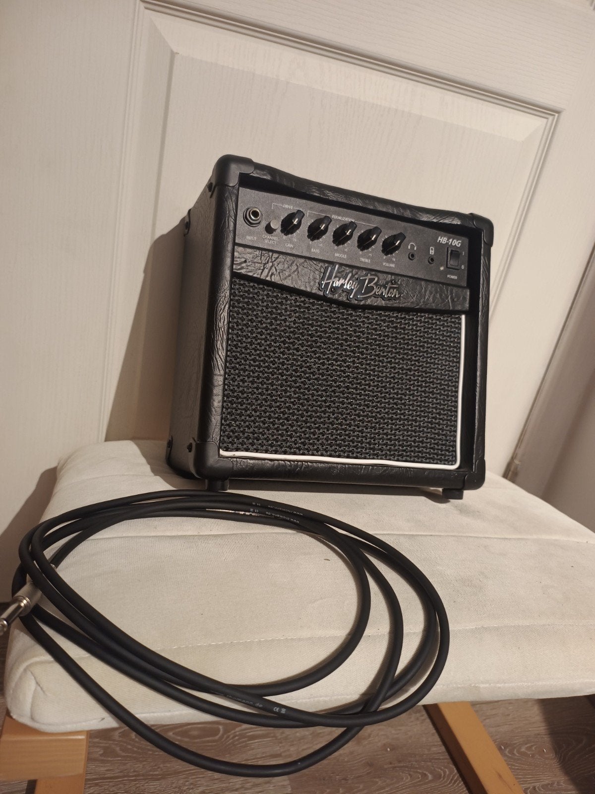 Harley Benton gitaar versterker, Enlèvement, Comme neuf, Guitare, Moins de 50 watts