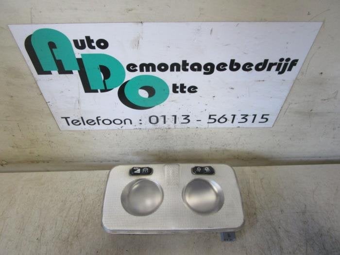Eclairage intérieur avant d'un Alfa Romeo GT, -, 3 mois de garantie, Utilisé, Alfa Romeo