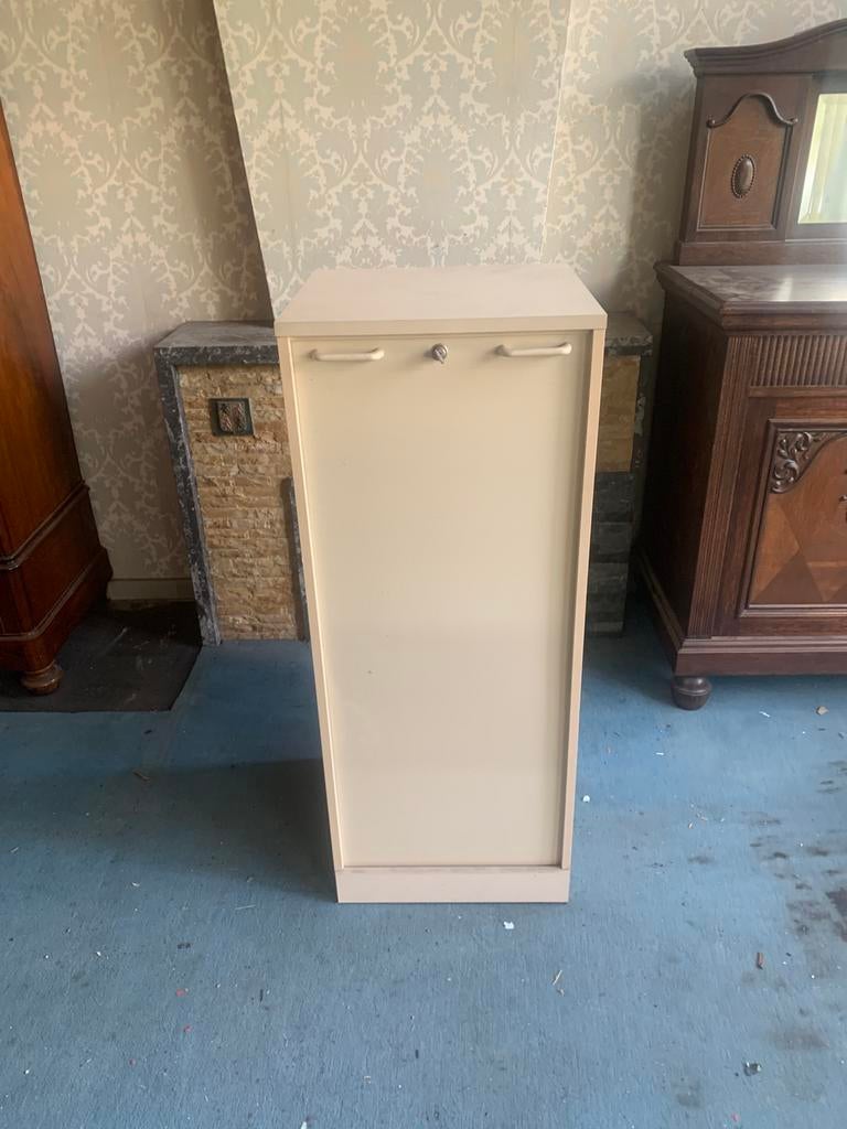 Armoire à tiroir avec volet, Enlèvement, Comme neuf