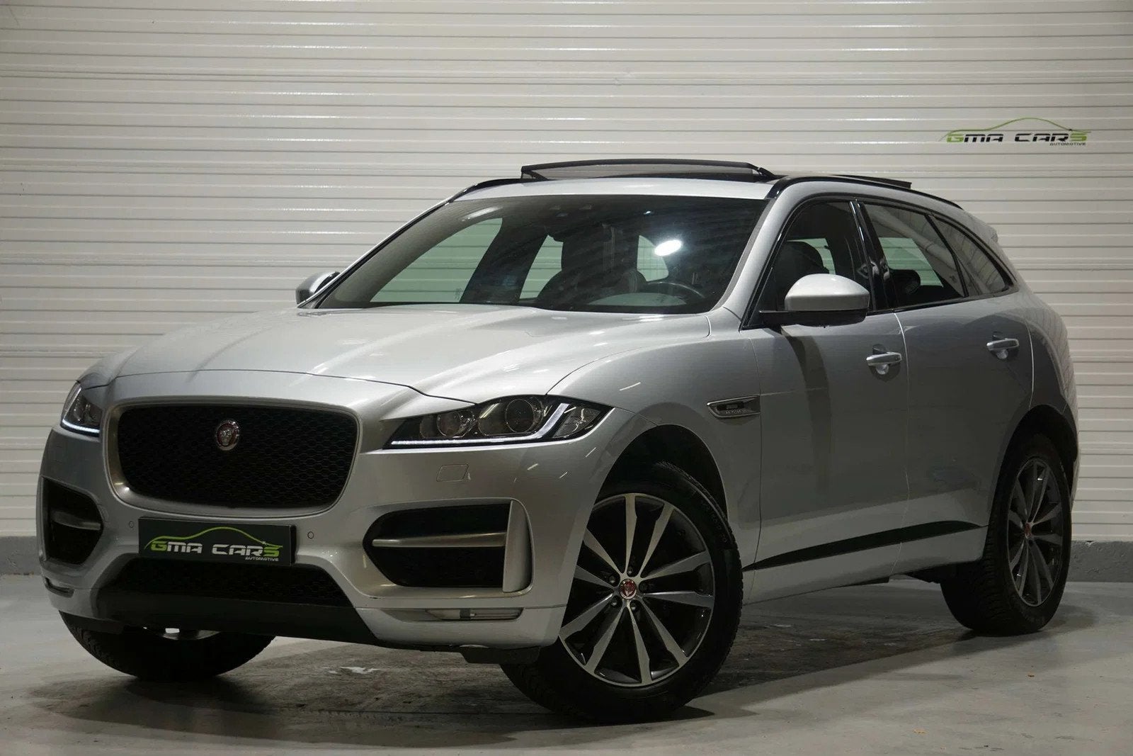 Jaguar F-Pace F-Pace 2.0 D AWD R-Sport-Navi-ParkeerS-Pano-Ke, Autos, Cuir, Argent ou Gris, Achat, Euro 6