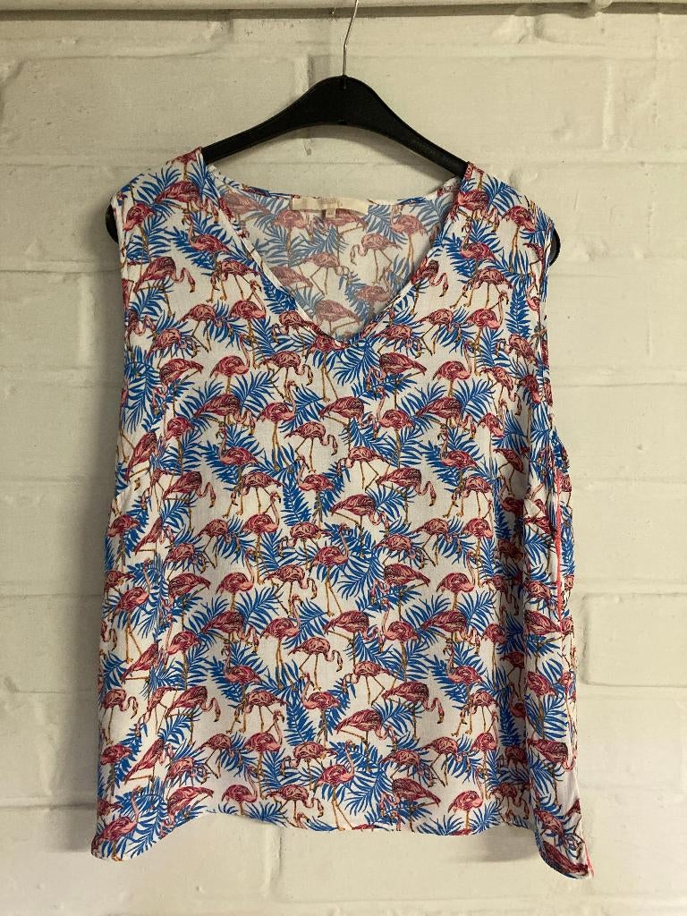 Wit topje met roze flamingo's, Comme ça, 44, Kleding | Dames, Maat 42/44 (L), Zo goed als nieuw, Roze, Zonder mouw