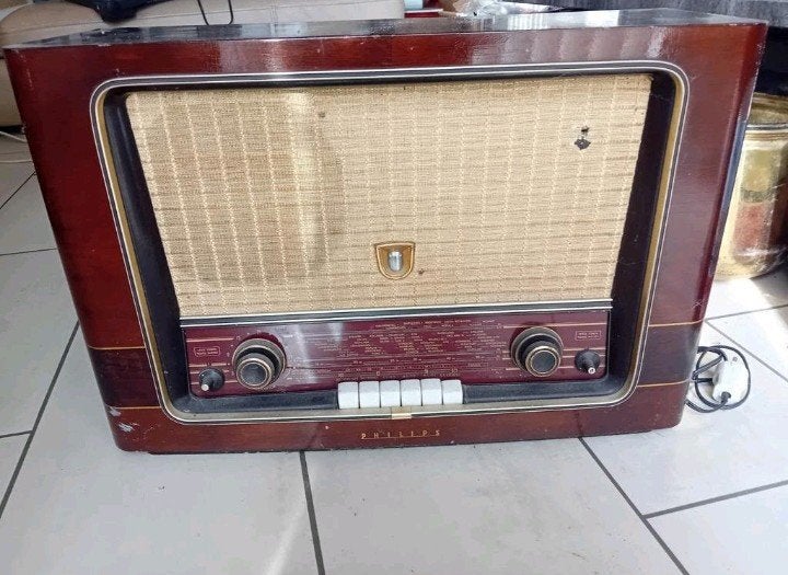 Antieke radio Philips 🎼  📻, Ophalen