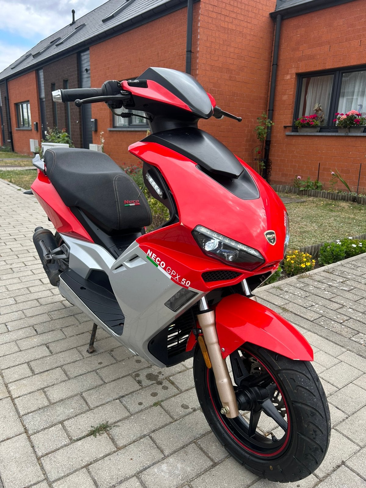 Scooter Neco Gpx classe A livraison possible, Fietsen en Brommers, Scooters | Aprilia, Zo goed als nieuw, Ophalen