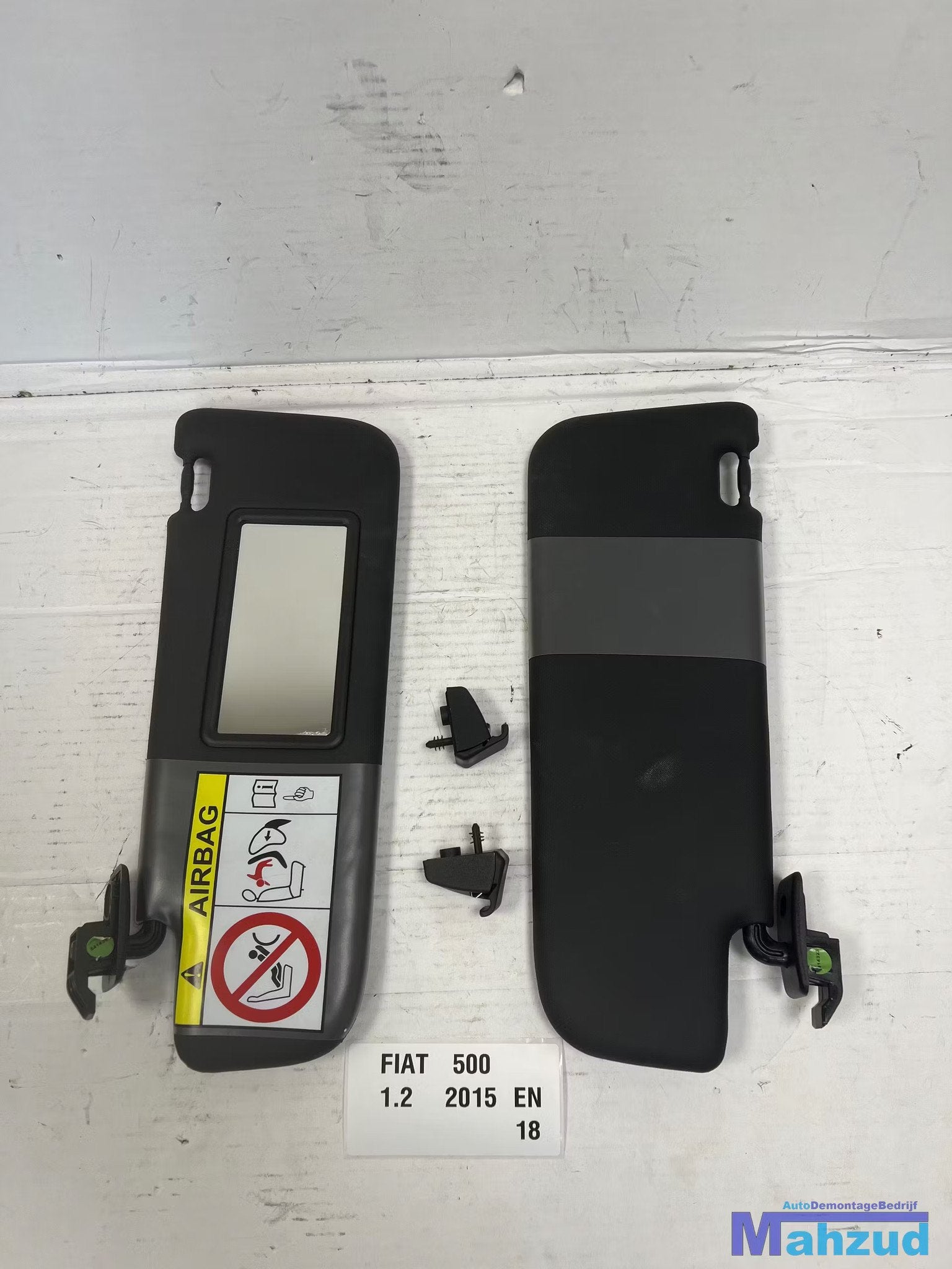FIAT 500 Zwart zonneklep links rechts set 2007+, Gebruikt, Stellantis Europe S.p.A., Info@stellantis.com, Corso Giovanni Agnelli 200
10135  Turin, IT