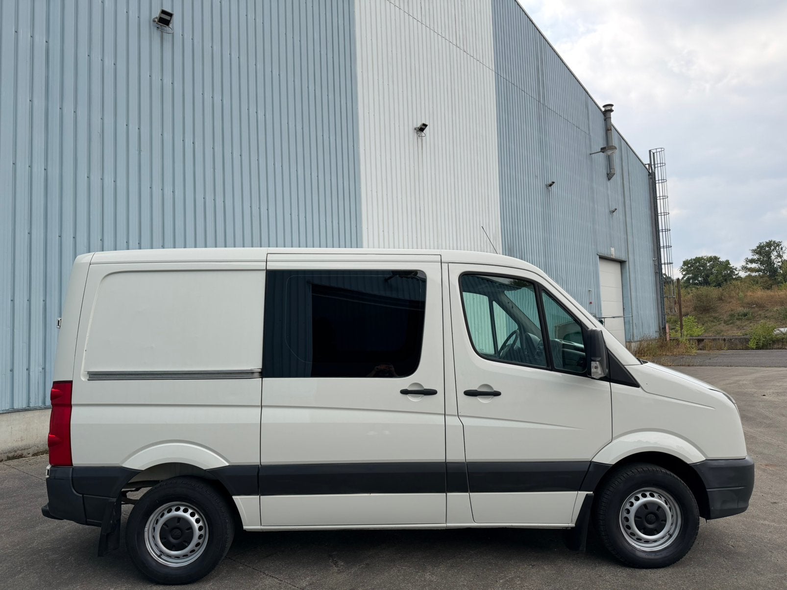 Volkswagen Crafter 2.5 TDI/dubbele cabine - 6pl - H1L1, Auto's, Dealer onderhouden, Achterwielaandrijving, Volkswagen, Wit