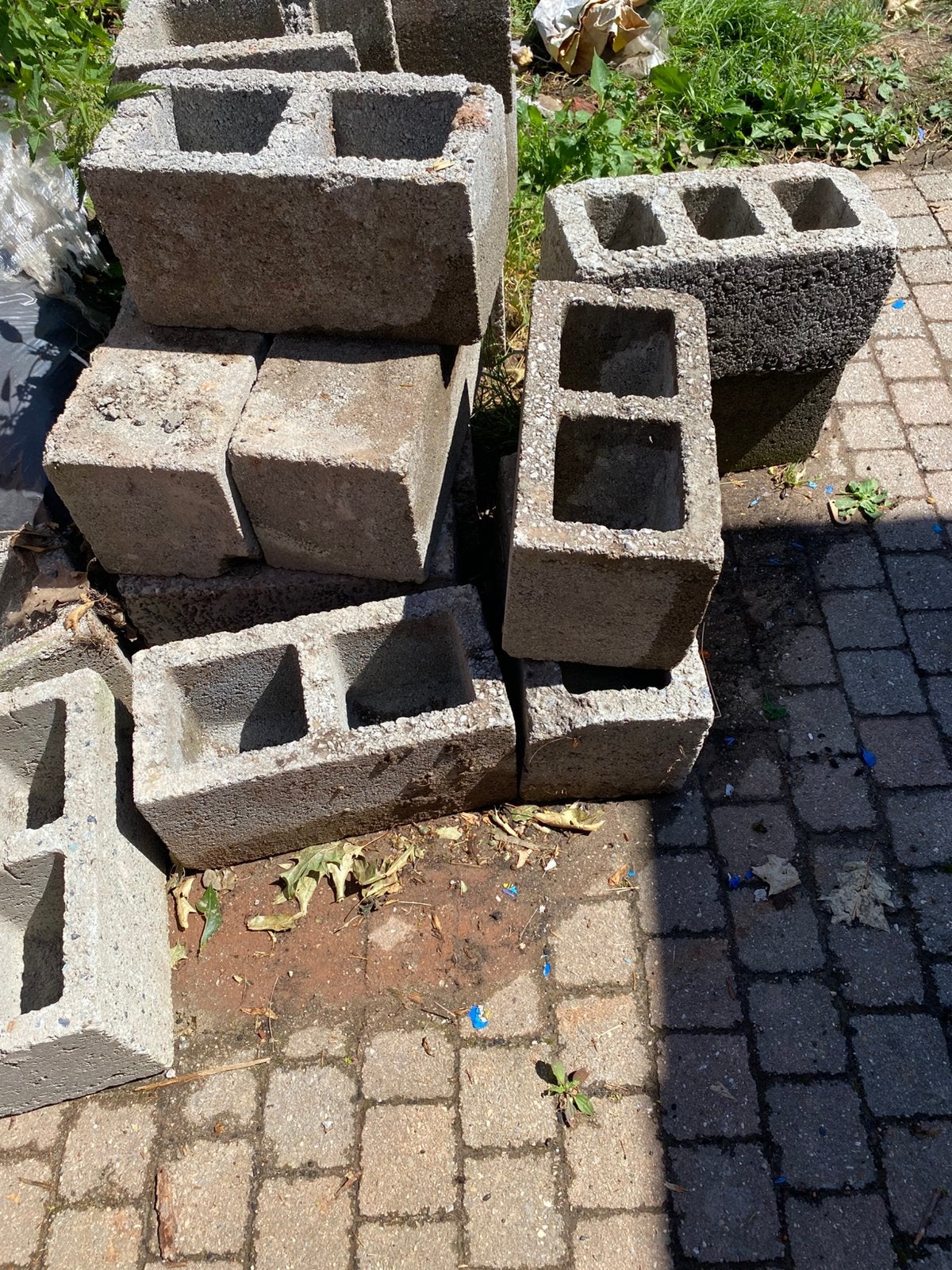 Blocs de béton à donner, Ophalen, Zo goed als nieuw
