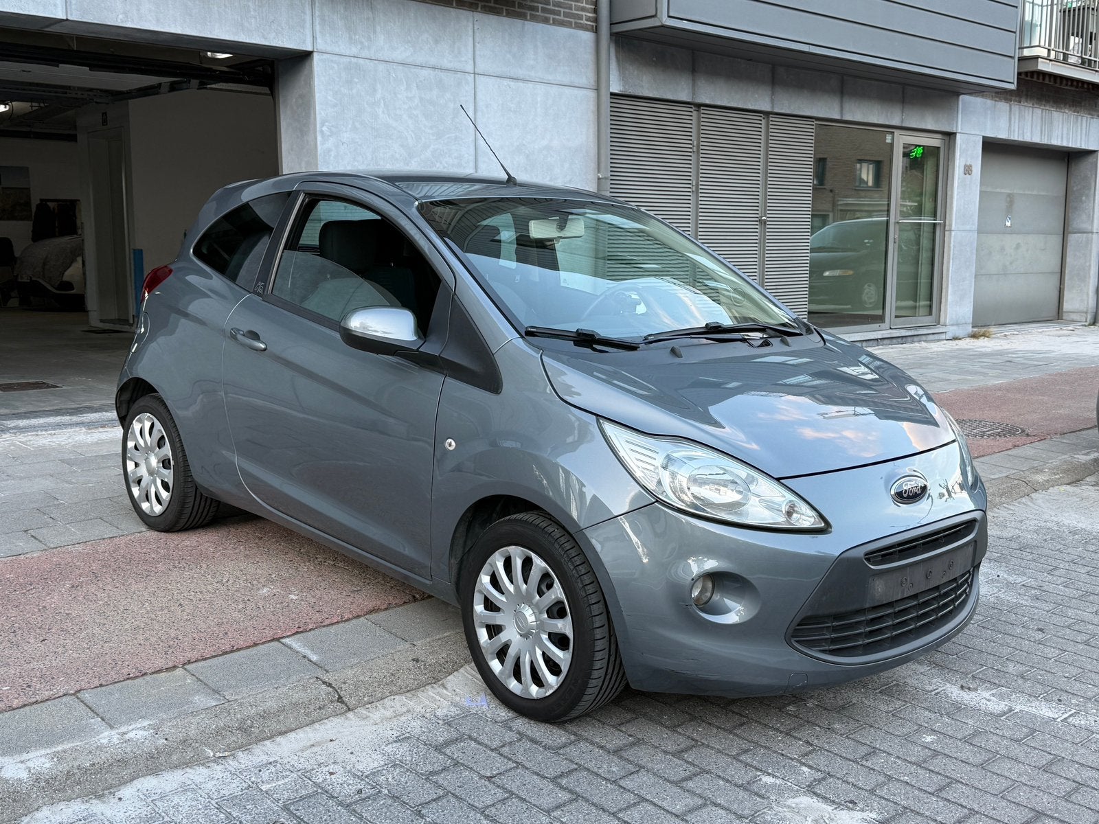 Ford Ka 2013 1.2i prête à immatriculer, Ka, Handgeschakeld, Particulier, Zilver of Grijs