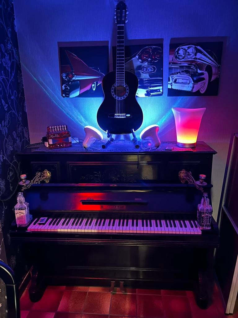 Piano speelklaar., Ophalen, Gebruikt, Zwart, Piano