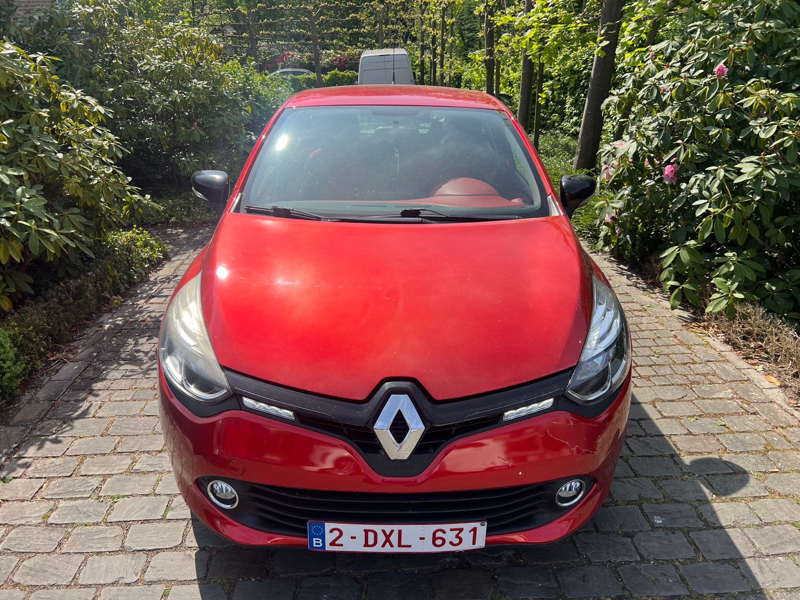 Renault clio - 2015 - 1.2benzine - 17.000km - Airco, 4 deurs, Elektrische ramen, Zwart, Particulier