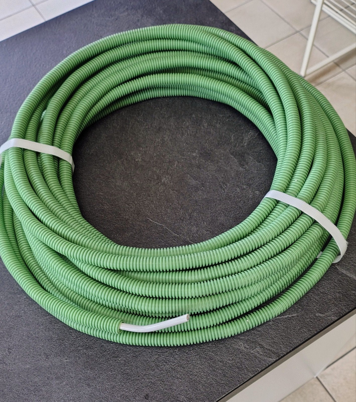 Flexibele kunststofinstallatiebuis met coax, TV, Hi-fi & Vidéo, Câbles audio & Câbles de télévision, Enlèvement, Neuf, 5 à 10 mètres