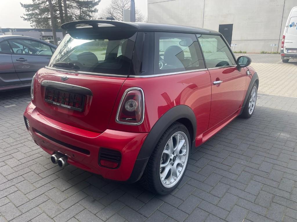 Mini Cooper 1.6 S, JCW, suspension sport, Super diff, Entreprise, 149 g/km, Noir, Berline