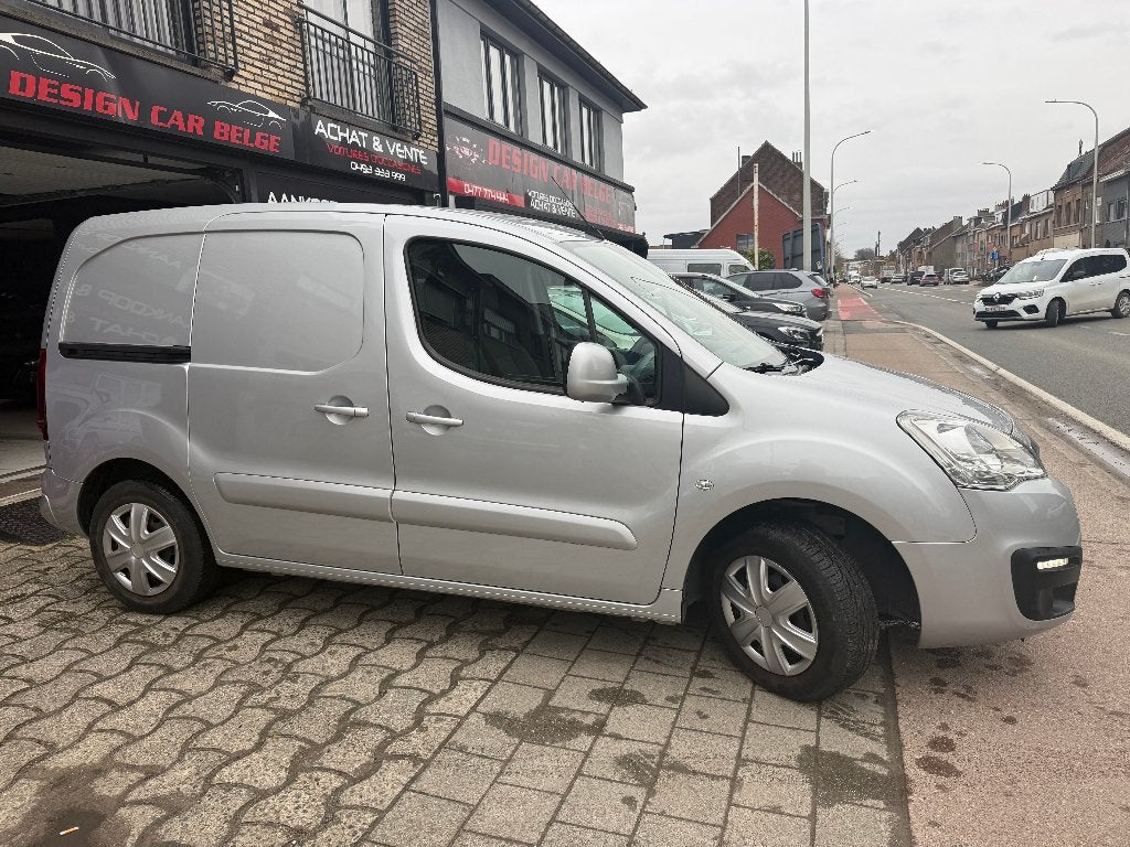 Peugeot Partner 1.6HDI Navigations Airconditioning 90 km, Auto's, Bedrijf, Grijs, Te koop, Parkeersensor
