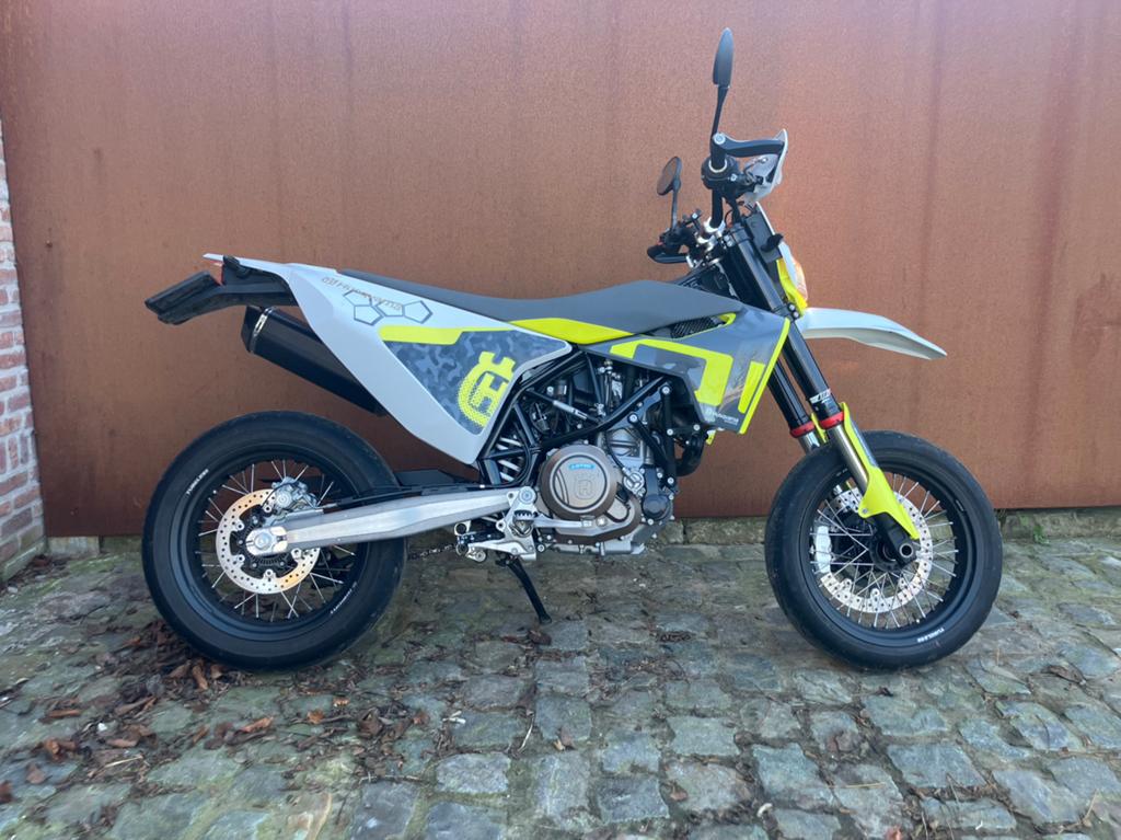 Husqvarna 701 supermoto rijbewijs A, Motorrijbewijs A, Particulier, Meer dan 35 kW, 1 cilinder