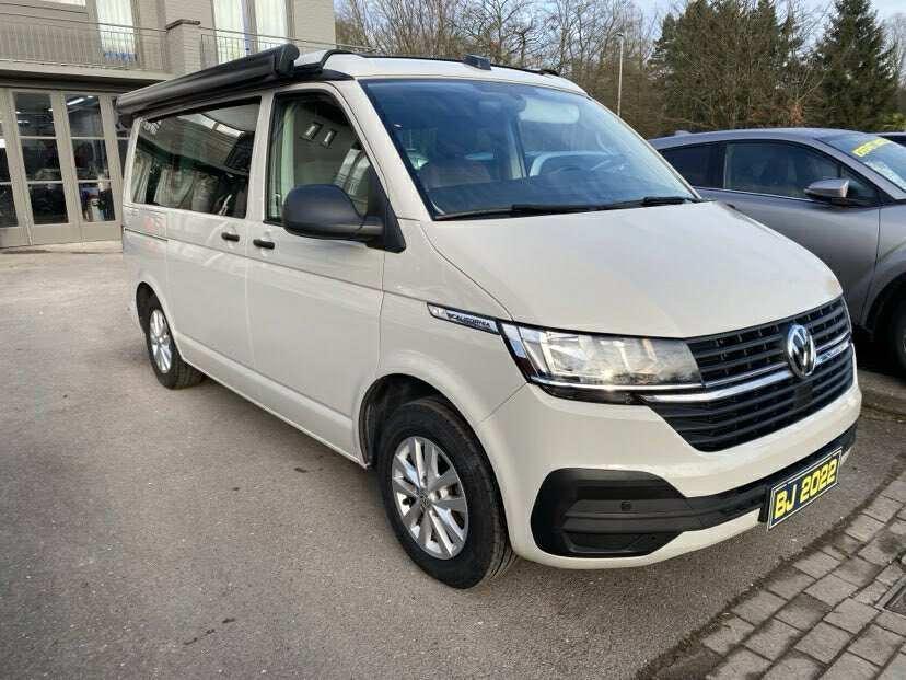 Volkswagen T6 California California Coast AUTOMAAT MET GARAN, Caravans en Kamperen, Mobilhomes, Automaat, Volkswagen, Bedrijf