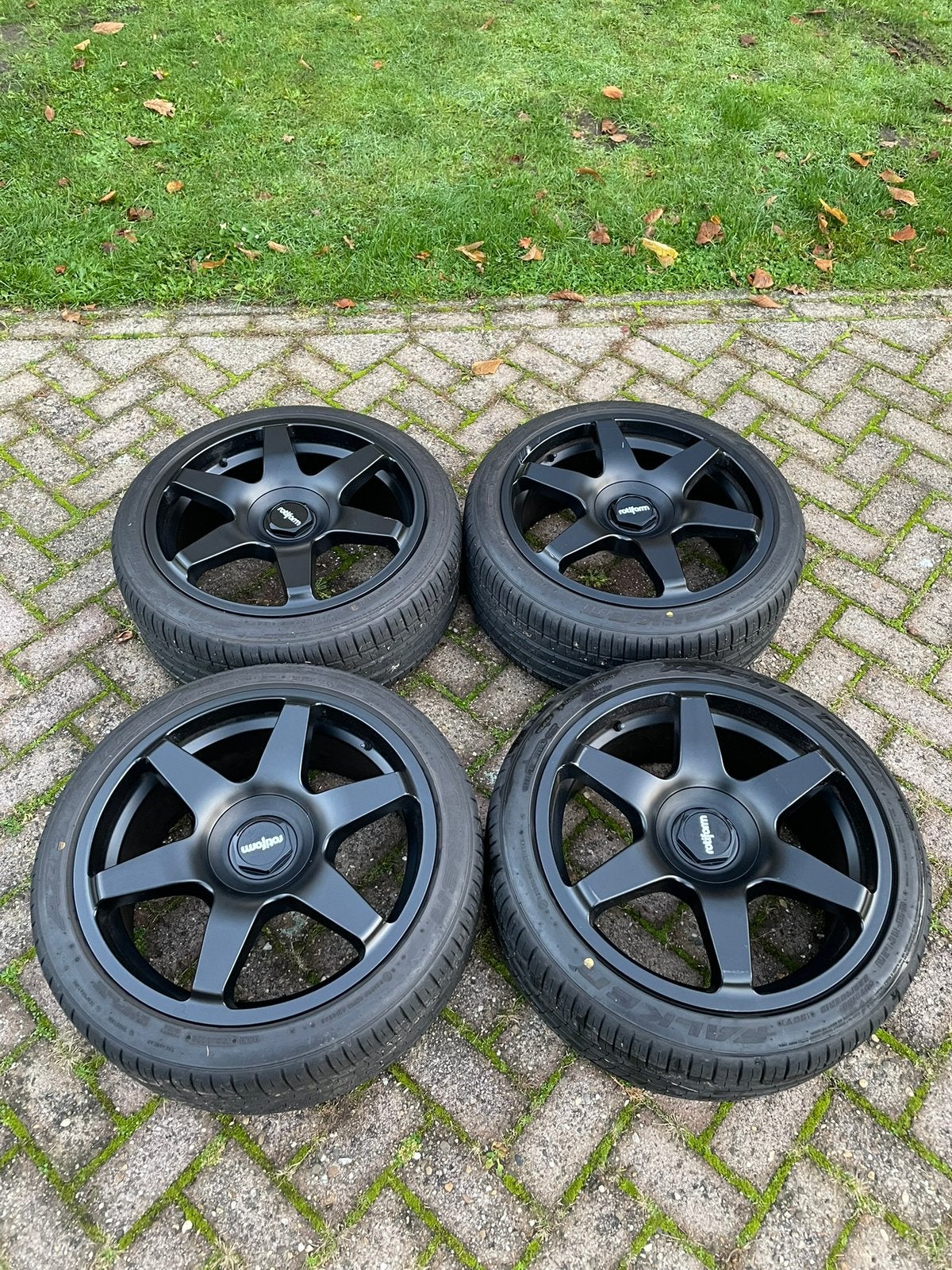 Rotiform Six 19x8,5 et35 5x114,3 & 5x120, Auto-onderdelen, Banden en Velgen, Gebruikt, 235 mm, Band(en), Personenwagen