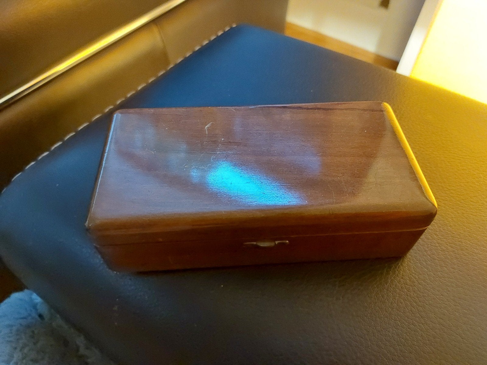 Vintage weegschaaltje voor diamant en goud, Ophalen