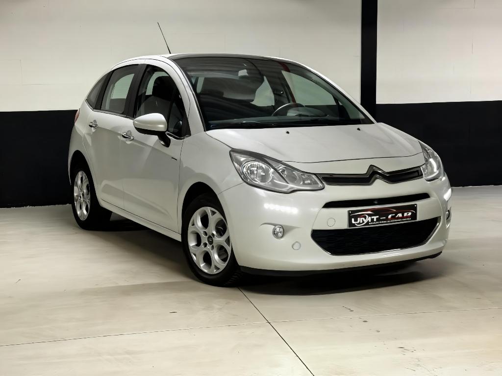 CITROEN C3 1.2i EXCLUSIVE SKYVIEW/84.000KM/GEKEURD/GARANTIE✅, Voorwielaandrijving, Stof, 1199 cc, Wit
