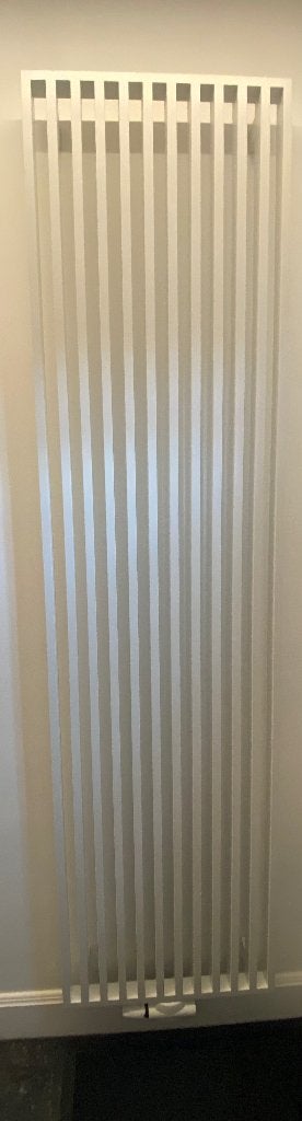 Verticale radiator - wit, Ophalen, Radiator, Minder dan 60 cm, Zo goed als nieuw
