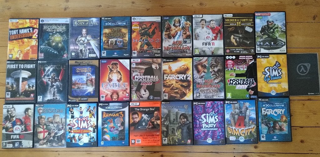 PC CD-Rom games, o.a. SIMS, FIFA, Halo, Underground 2, Games en Spelcomputers, Games | Pc, Ophalen, Gebruikt