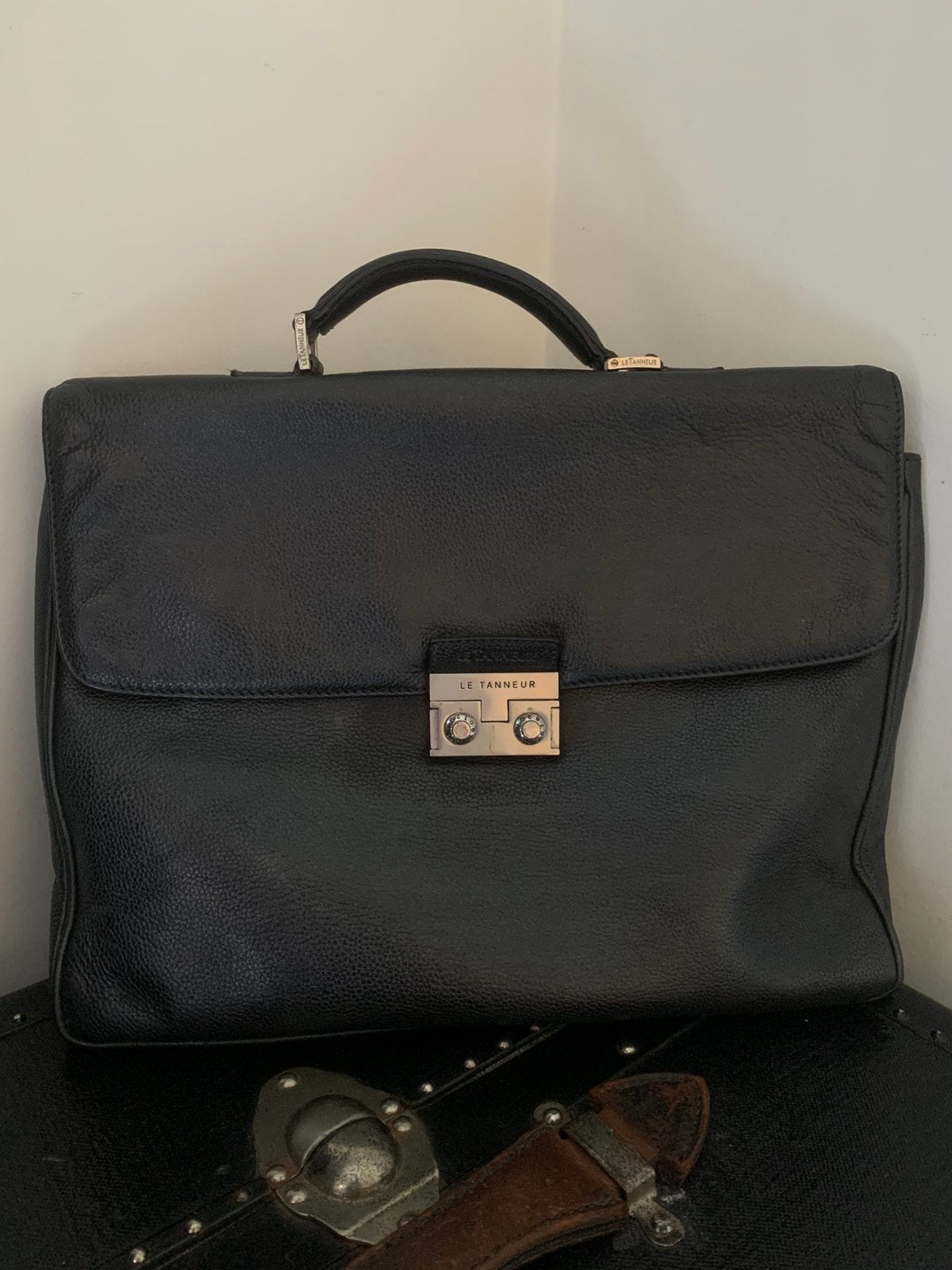 Le Tanneur aktetas van zacht zwart generfd leer., Handtassen en Accessoires, Overige Accessoires, Ophalen of Verzenden