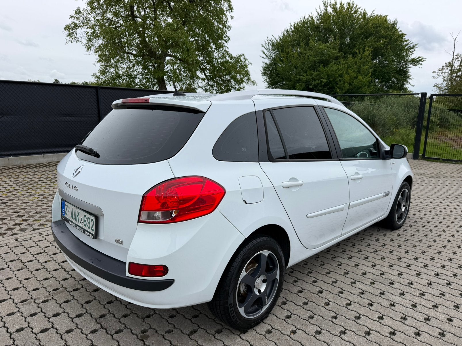 Renault Clio 1.5 dci jaar 2012, Autos, Euro 5, Achat, Entreprise, Boîte manuelle