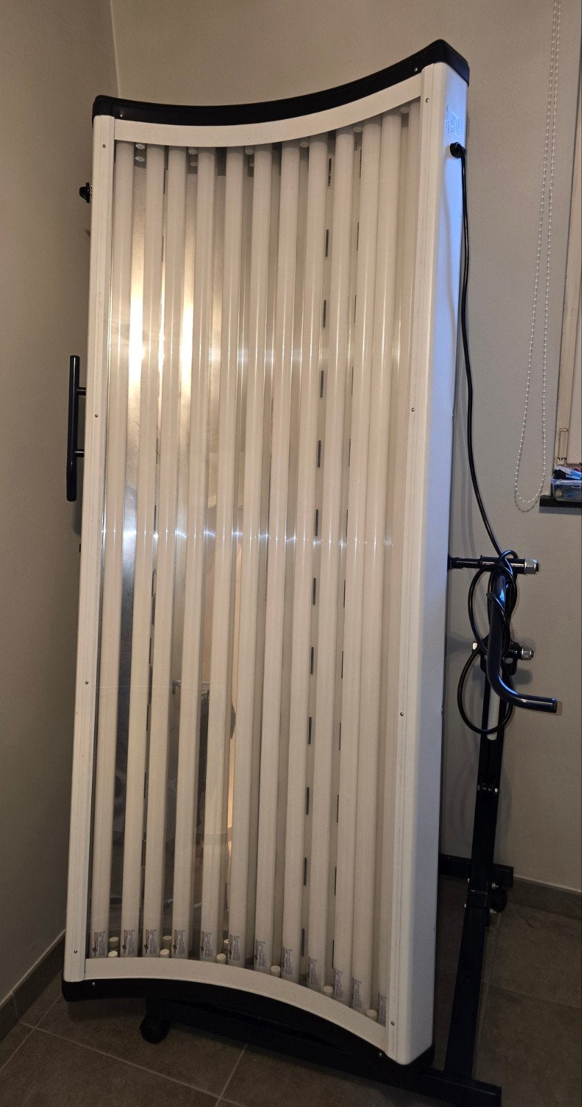 Nouveau toit ouvrant, Enlèvement, Comme neuf, Banc solaire simple face, 10 à 15 lampes