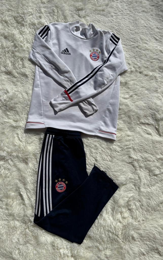 Officieel Adidas FC Bayern München trainingspak maat M, Maat M, Ophalen of Verzenden, Gebruikt, Trainingspak