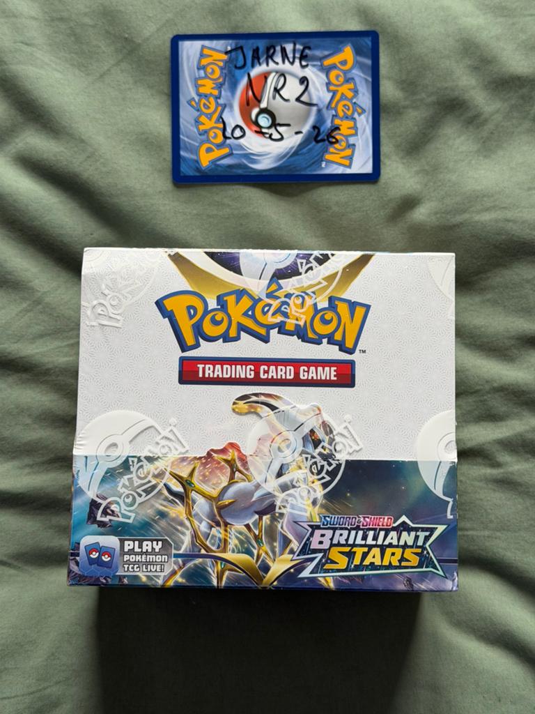 Pokemon Brilliant stars booster box nr2, Ophalen, Nieuw, Boosterbox
