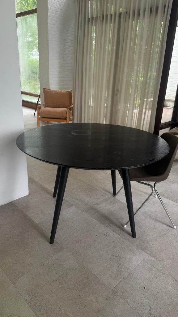 Ronde eettafel, Ophalen, Gebruikt