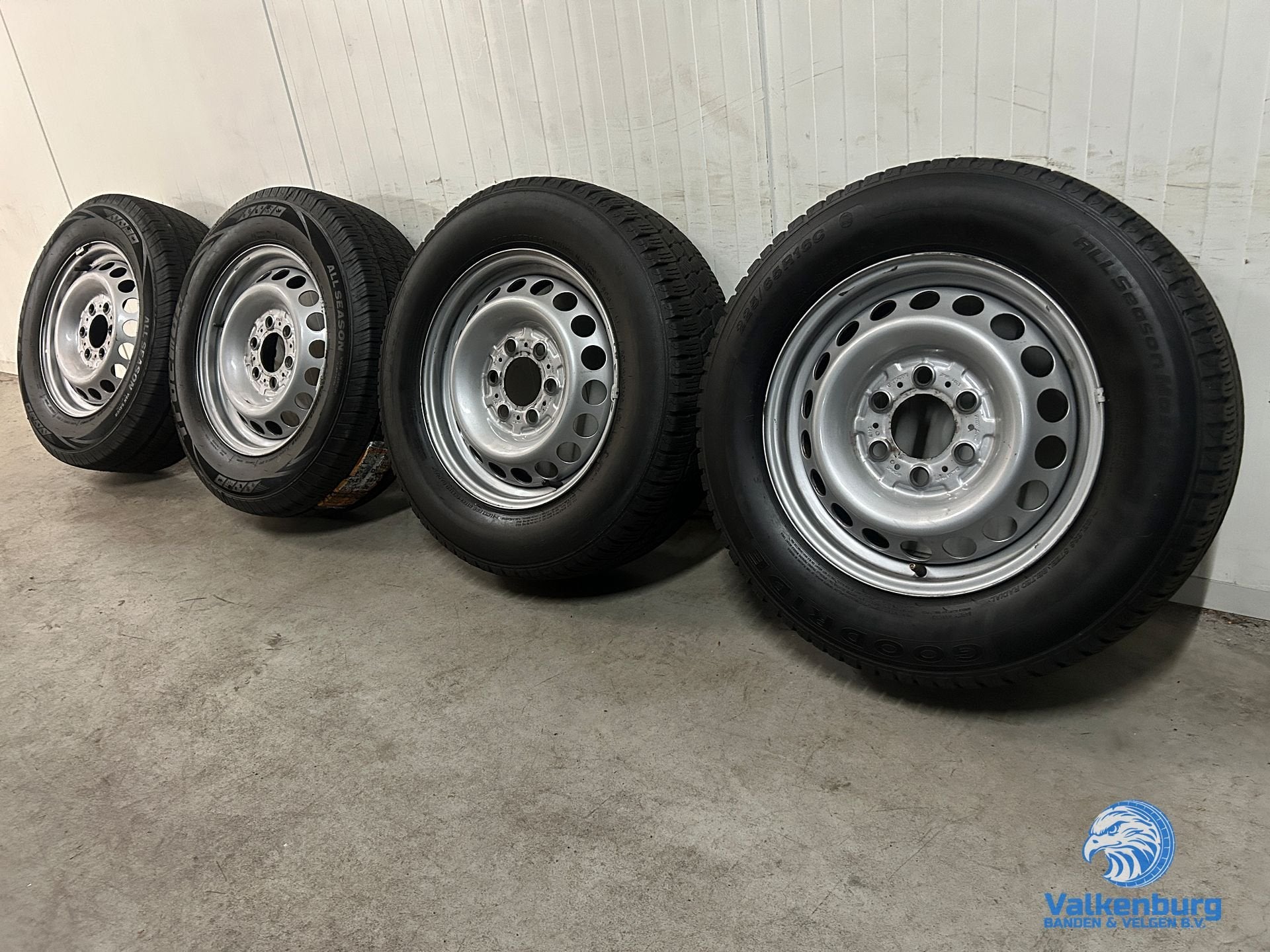 8mm! Originele Mercedes Sprinter B907 B910 16 inch stalen ve, Auto-onderdelen, -, Banden en Velgen, Ophalen of Verzenden, All Season