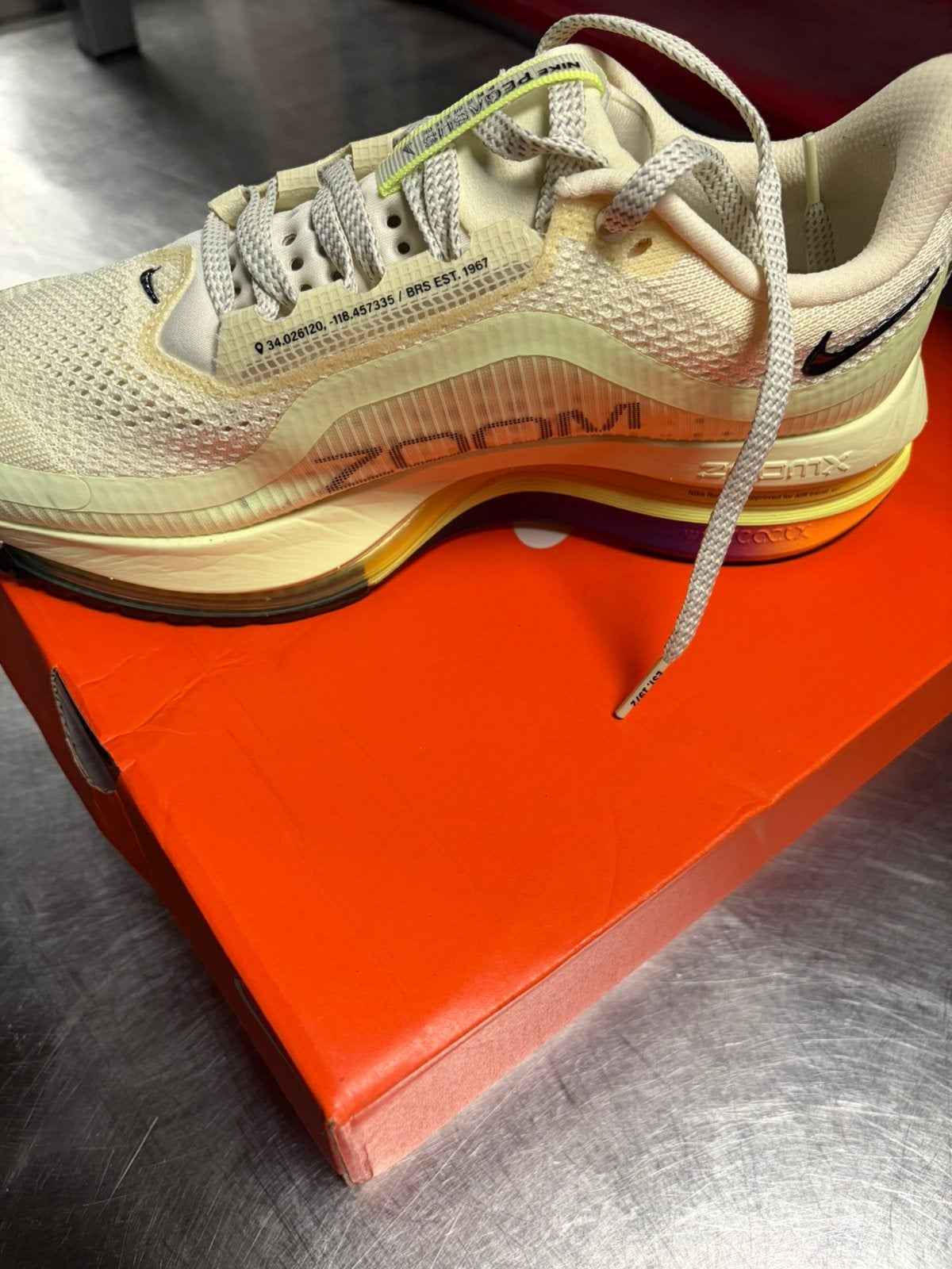 Nike Pegasus Premium, Sport en Fitness, Nieuw, Ophalen of Verzenden, Hardlopen, Hardloopschoenen
