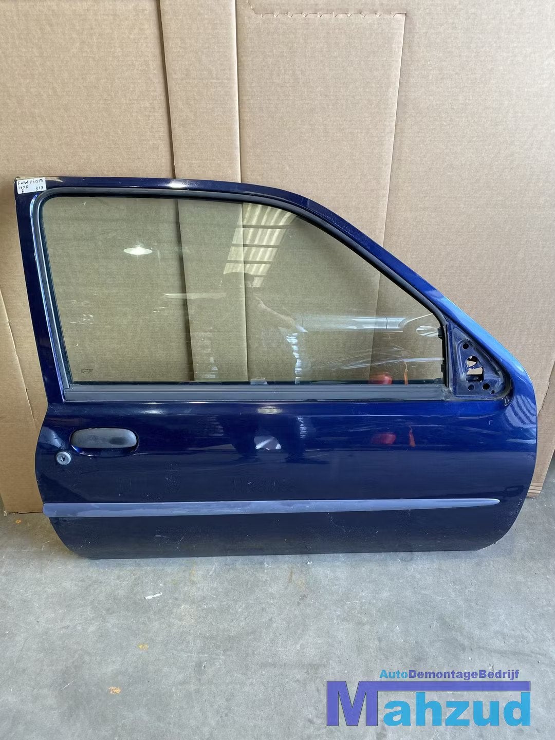 FORD FIESTA 4 Blauw rechts rechter deur portier 1998-2001, Info@ford.com, Porte, Ford Motor Company, American Road 1
48126  Dearborn