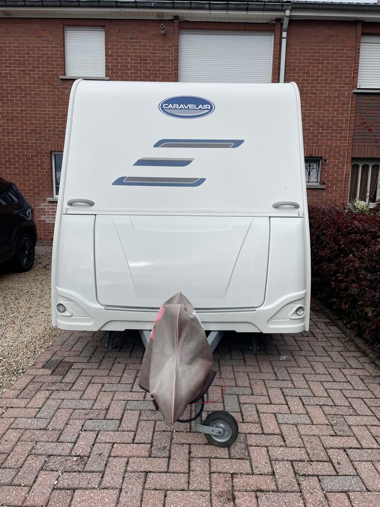 Caravelair Alba 400, Caravans en Kamperen, Vast bed, Kachel, Treinzit, 750 - 1000 kg