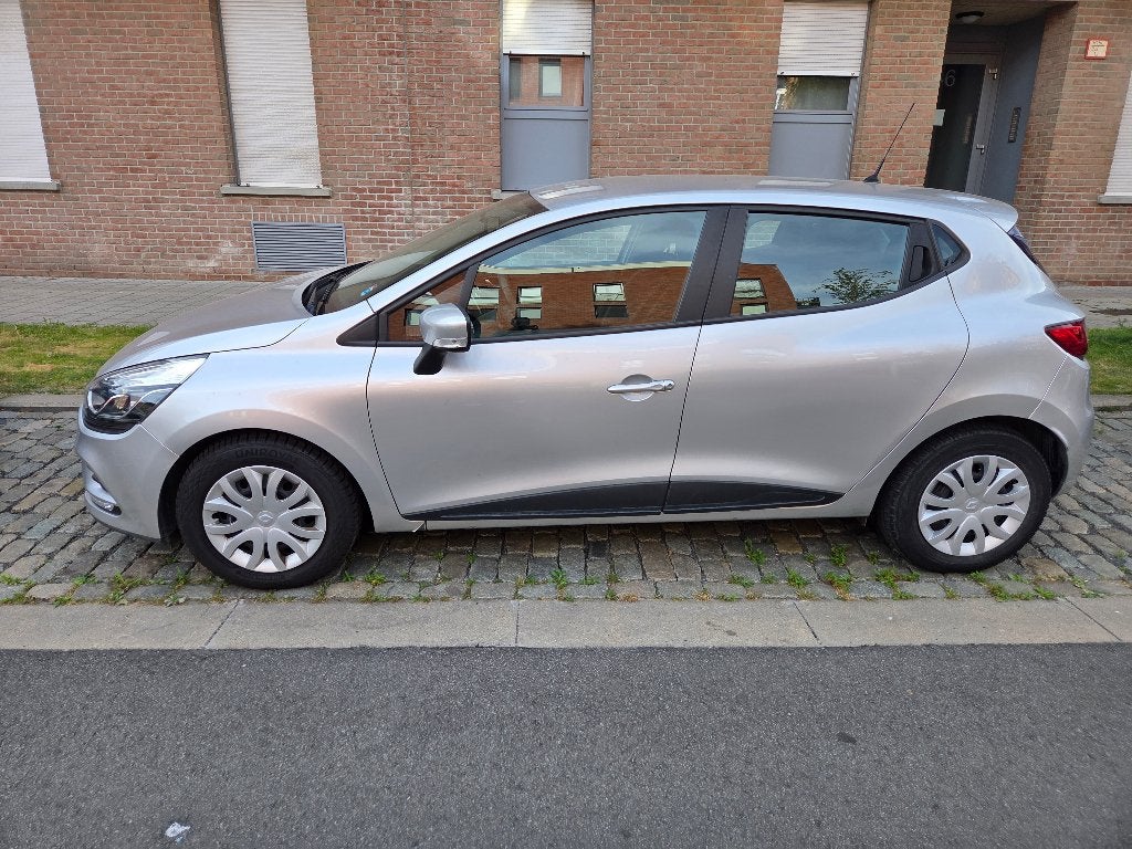 Renault Clio 4 - 1.2 16V 75ch, Autos, Renault, https://public.car-pass.be/verify/0269-8219-7218, Euro 6, Boîte manuelle, 5 portes