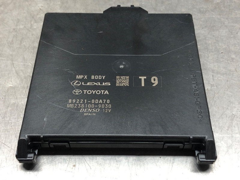 COMPUTER DIVERSEN Yaris IV (P21 / PA1 / PH1) (|892210DA70|), Gebruikt, Toyota