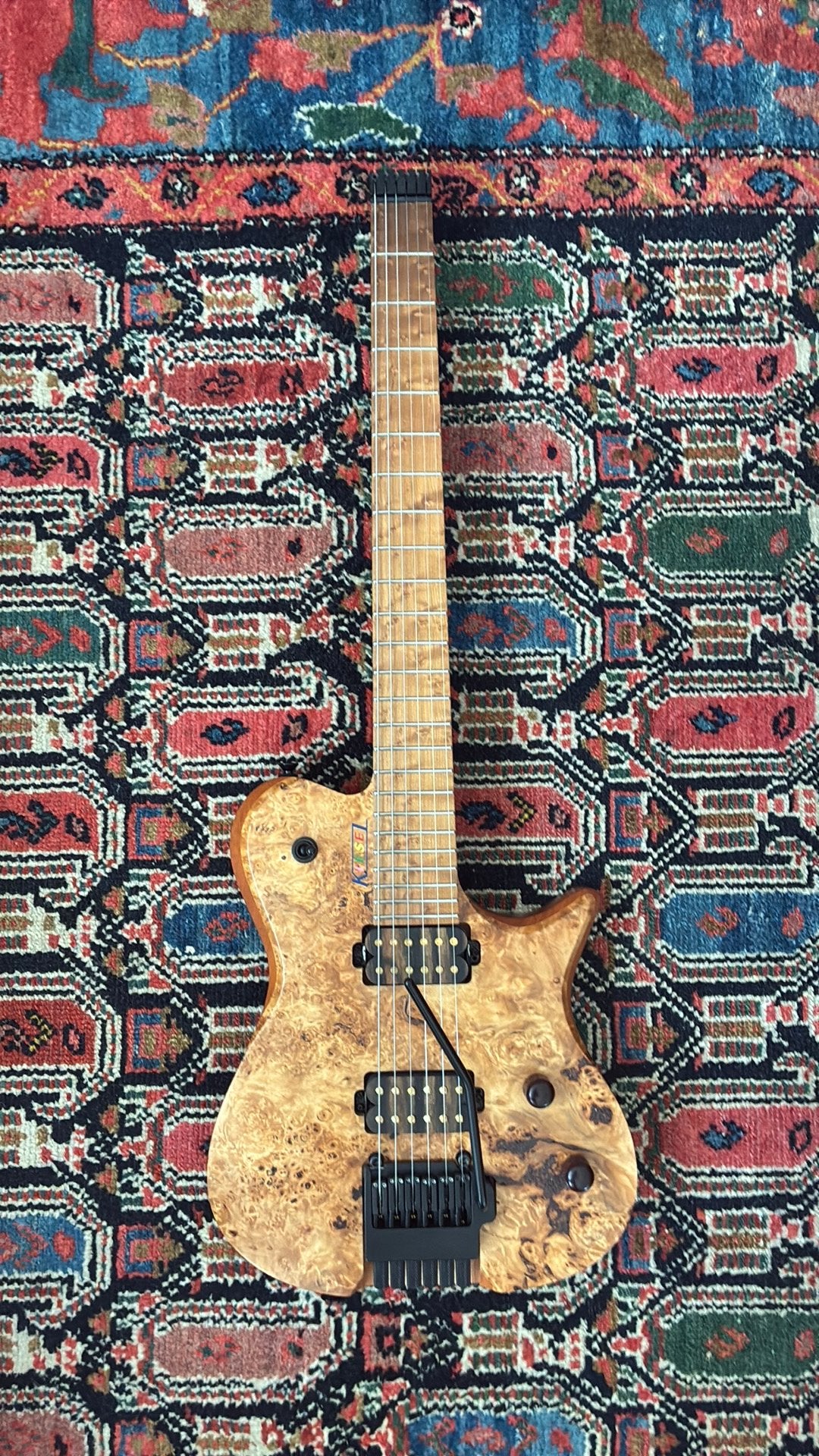 Kiesel custom Leia 6 string, Musique & Instruments, Instruments à corde | Guitares | Basses, Comme neuf, Enlèvement