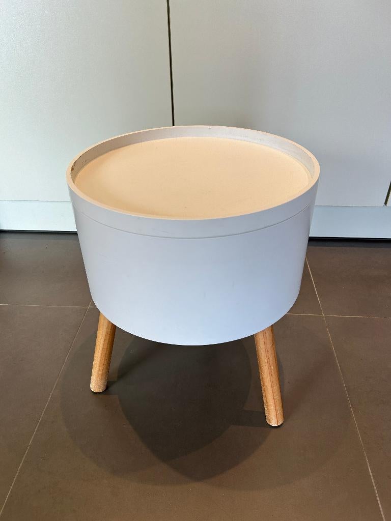 Nachttafel/opbergtafel, Huis en Inrichting, Ophalen, Minder dan 45 cm, Zo goed als nieuw, Minder dan 55 cm