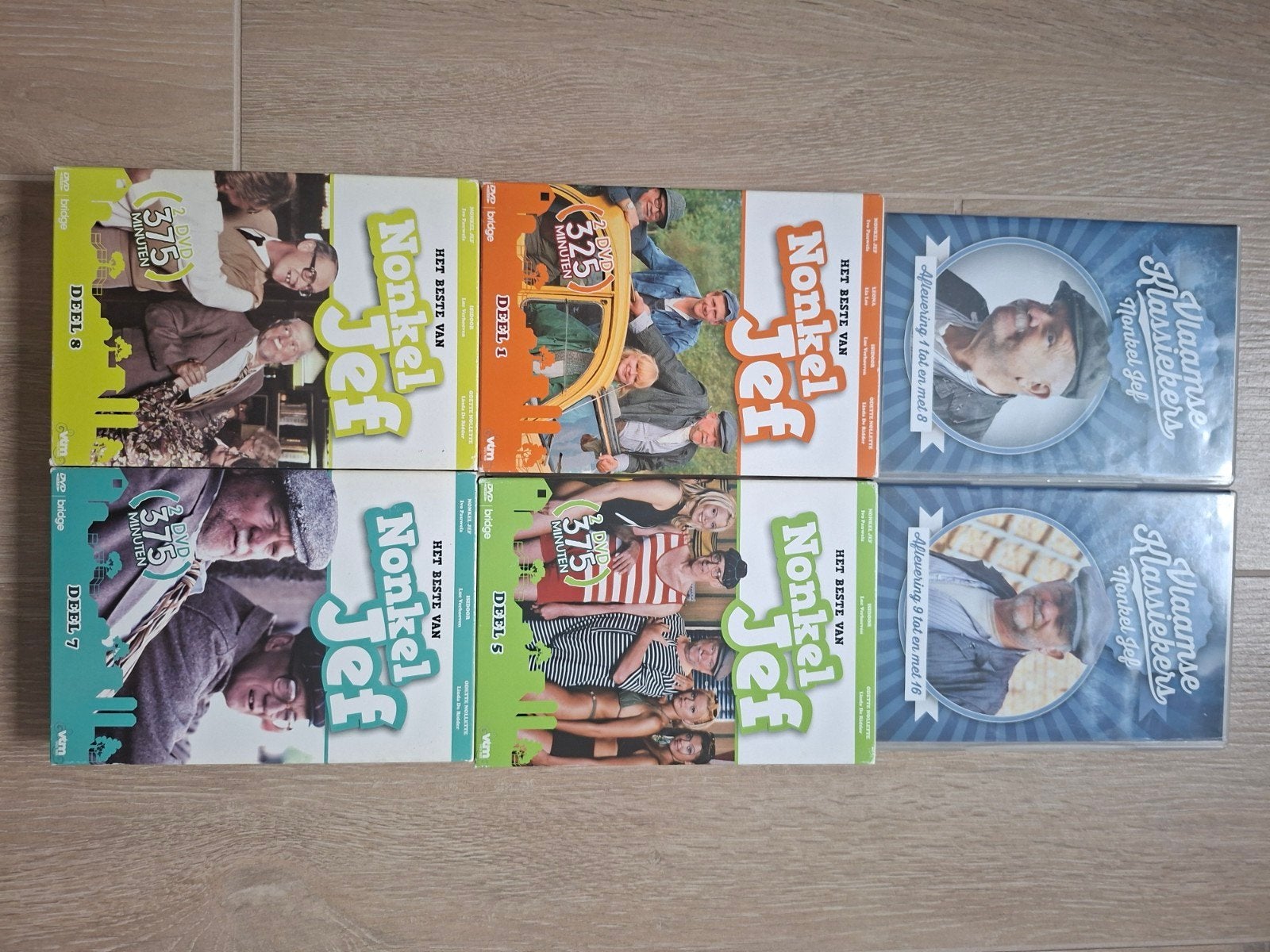 Mooie lot van 6 DVD-boxen Nonkel Jef (Het Beste Van + Vlaams, Enlèvement