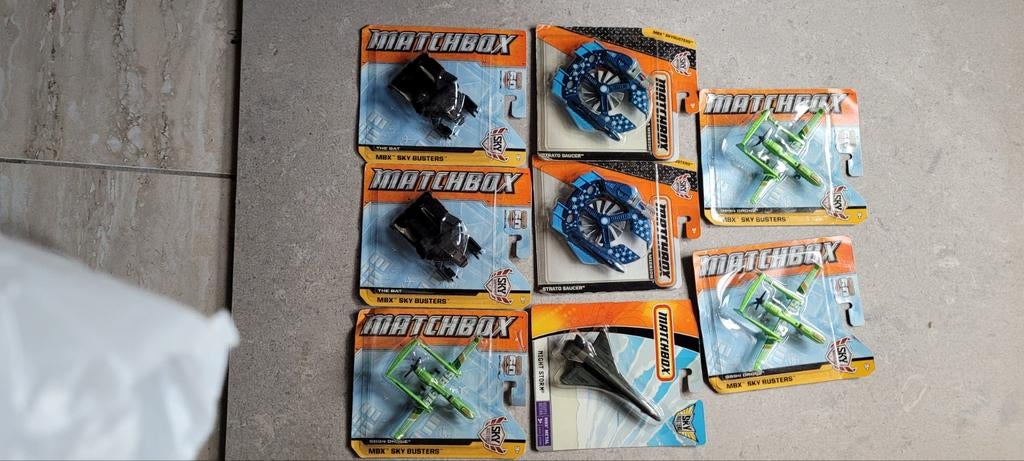 Matchbox vliegtuigen, Ophalen